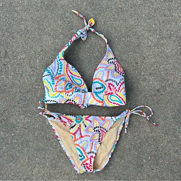 Victoria’s Secret floral dot paisley halter triangle bikini M/L - Picture 1 of 6